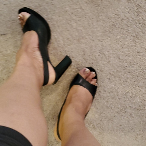 4.5 Inch open toe sling Back Leather Heel - Picture 5 of 7